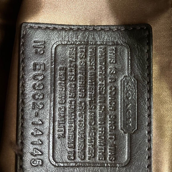 Suede!!!! Coach Gray embossed Coach hobo with lizard strap and chain - Picture 7 of 9